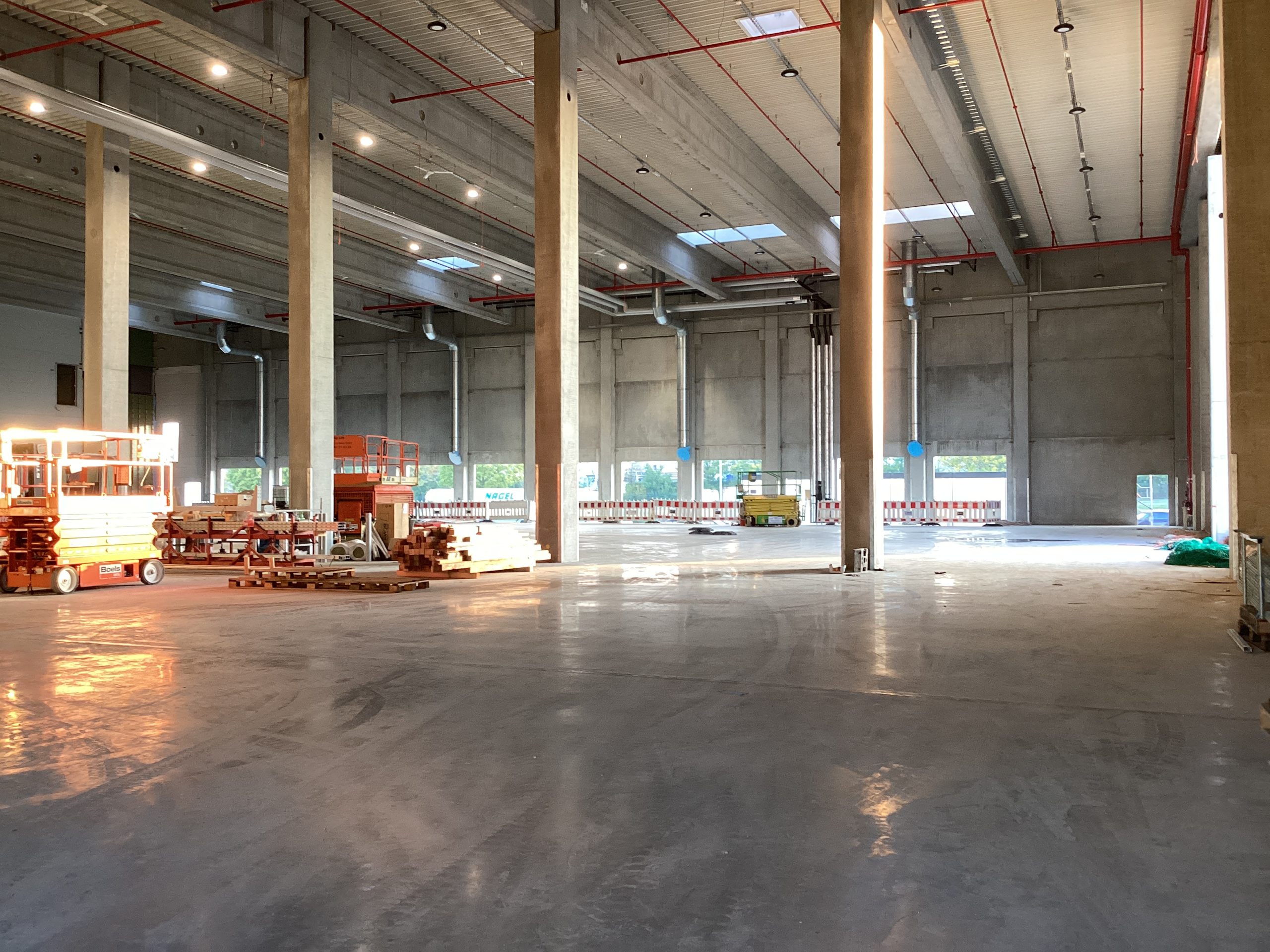 Errichtung einer  Logistikhalle